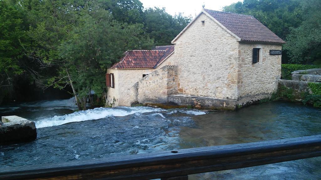 Krka Ivan لازوفاك المظهر الخارجي الصورة
